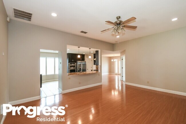 Building Photo - 11163 Bugatti Ct