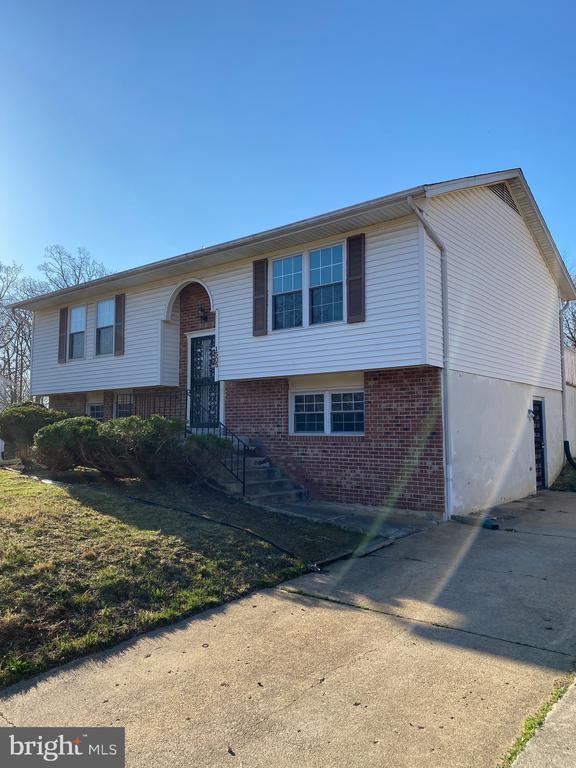 Building Photo - 1505 Jomar Dr