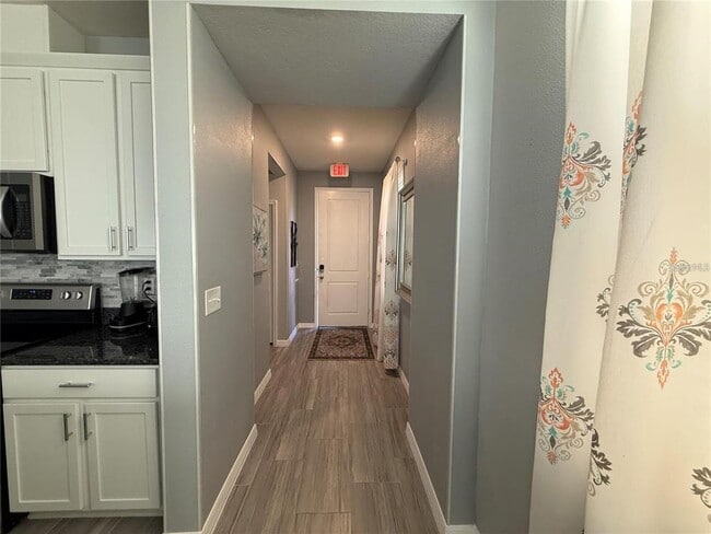 Building Photo - 5151 Adelaide Dr