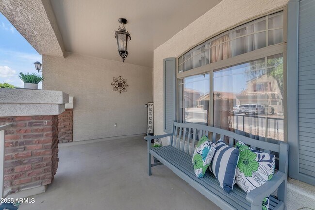 Foto del edificio - 23693 Grove St