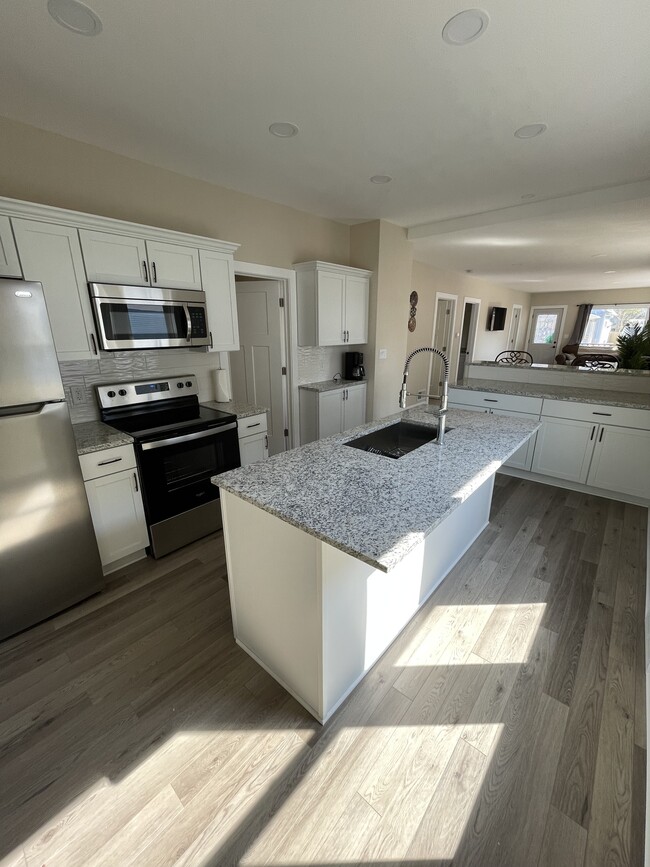 Building Photo - 86 Lighthouse Ct