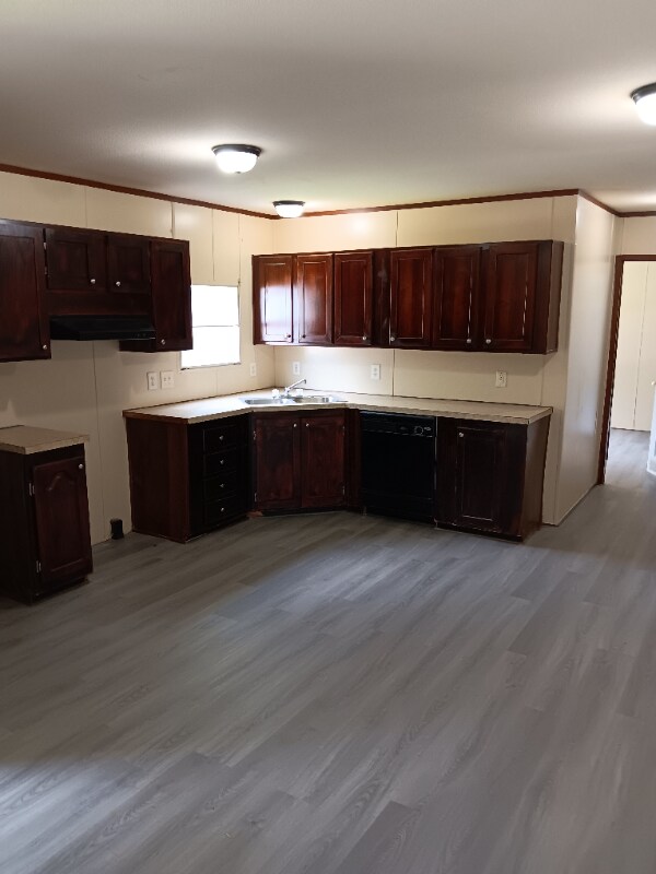 Foto del edificio - 94 Nina Dr