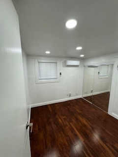Building Photo - 1224 N Farris Ave