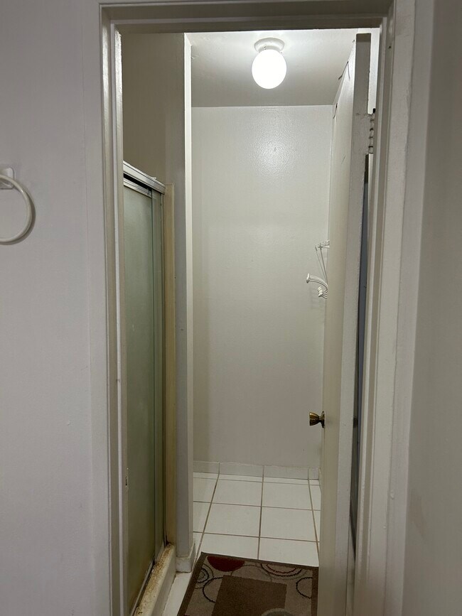 Foto del edificio - 5460 White Oak Ave