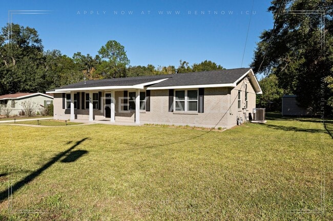 Building Photo - Beautifully Updated 4-Bedroom Home in West Mobile!