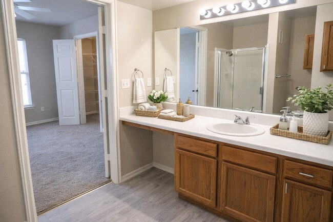 Bathroom Suite - Buena Vista