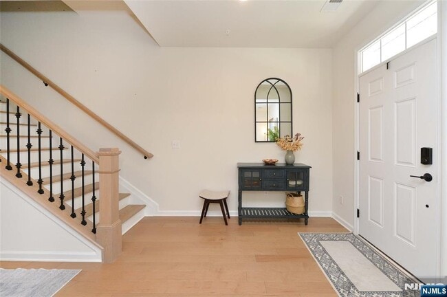 Foto del edificio - 60 Litchfield Ln