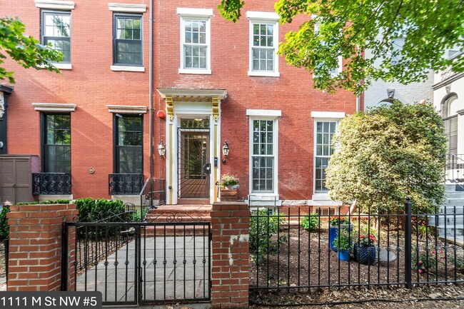 Photo - Charming 2 BR/2 BA Condo in Logan Circle!