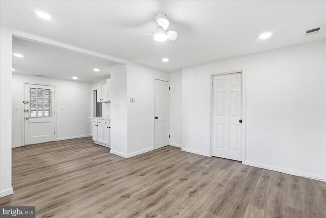 Foto del edificio - 4339 Barker St SE