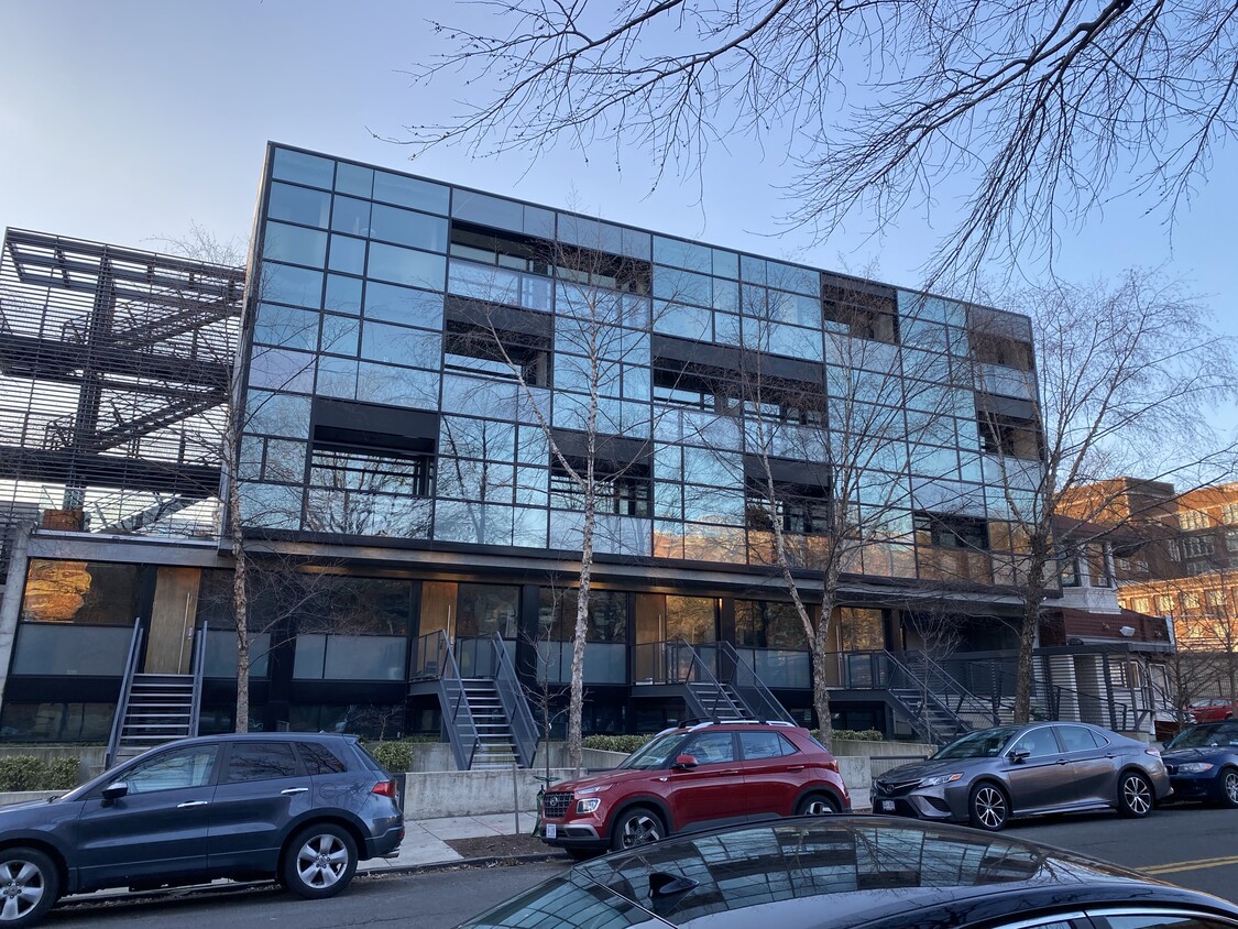Photo - 2250 11th St NW (Washington, DC)