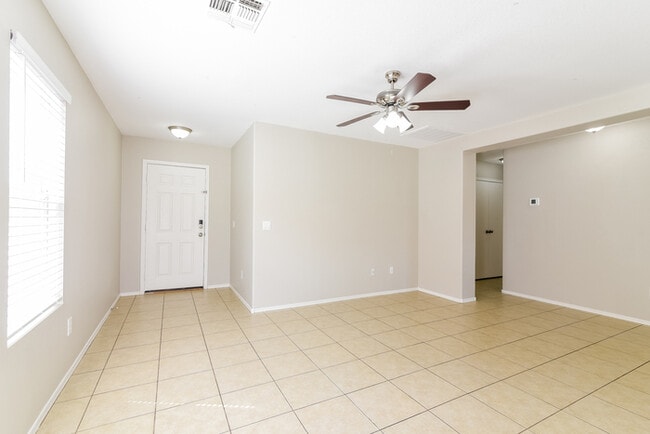 Building Photo - 8140 E Obispo Ave