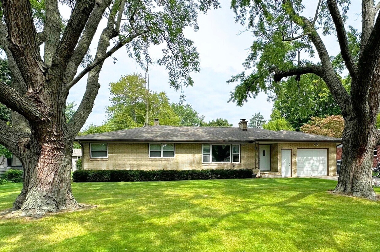 Foto principal - 813 Clemens Ave