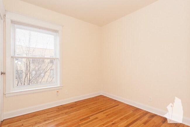 Building Photo - 1454 N Kedzie Ave