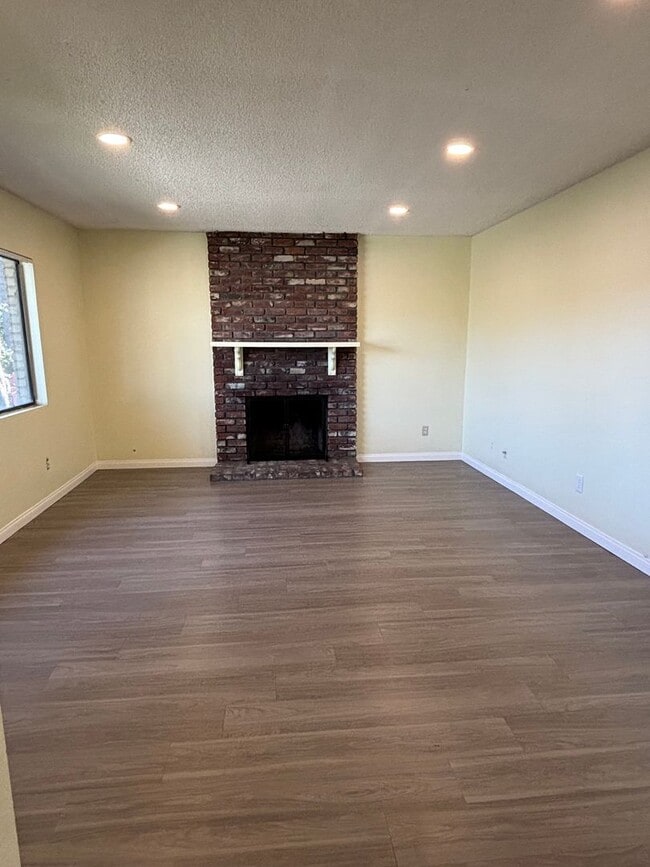 Photo - 6065 California Ave Apartment