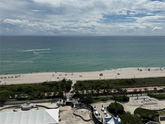 Building Photo - 5161 Collins Ave