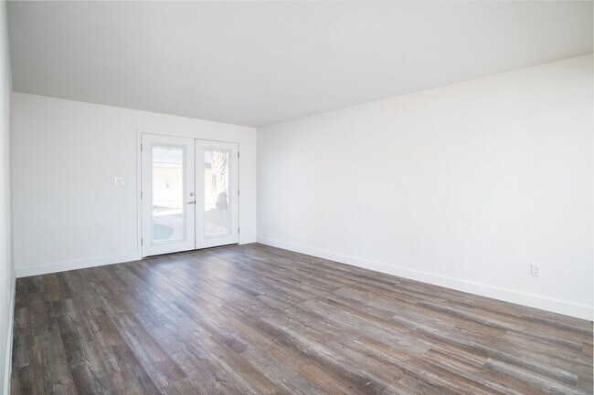 Building Photo - 3358 N 15th Ave