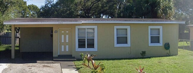 Foto del edificio - 3-2 House