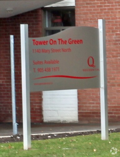 Photo du bâtiment - Tower On The Green