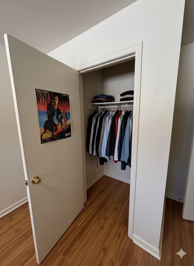 Foto del edificio - 3415 Town Country Ave