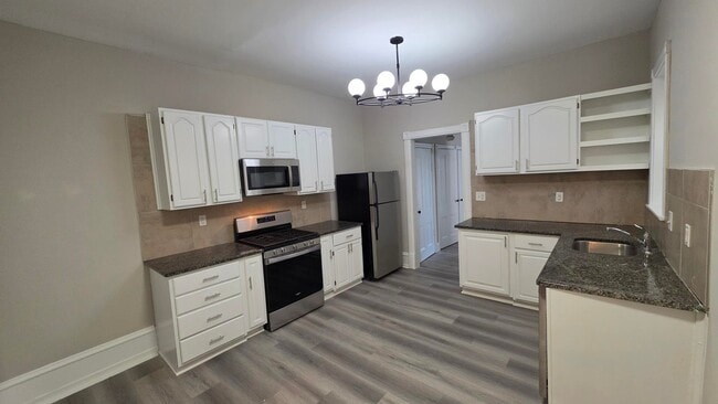 Photo - 637 N 32nd St Apartment