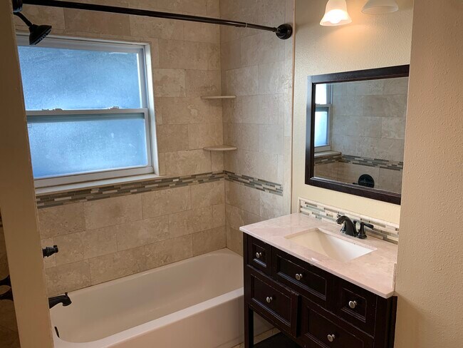 Foto del edificio - 958 Early Ave