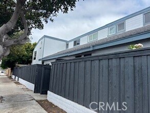 Building Photo - 2501 Florida St