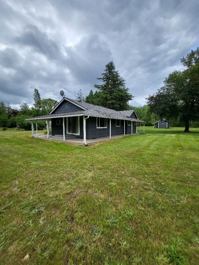 Building Photo - STATUS: UNAVAILABLE; PENDING APPLICATION-R...