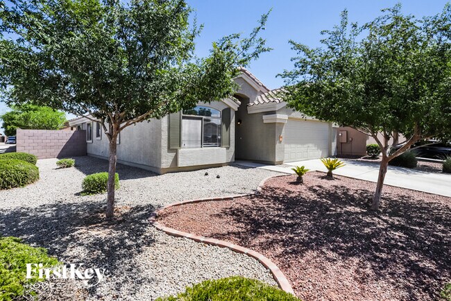 Building Photo - 10634 W Pima St