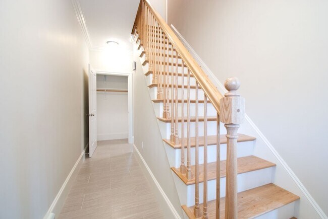 Foto del edificio - 76 Main St