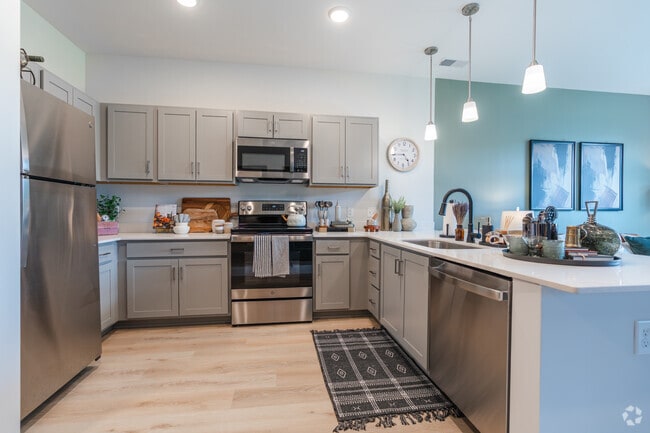 1BR, 1BA - 741SF - Kitchen - The Flats of River Ridge