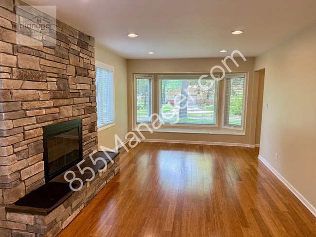 Building Photo - Union Lake Retreat – Updated 4-Bed Colonial w/ Stand-by Generator