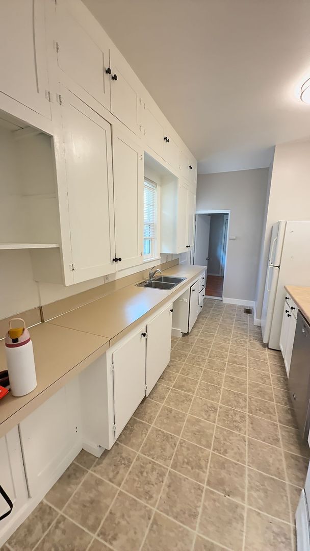 Building Photo - PRELEASE:  5 bdrm/2 bath near Park, WWU and Downtown