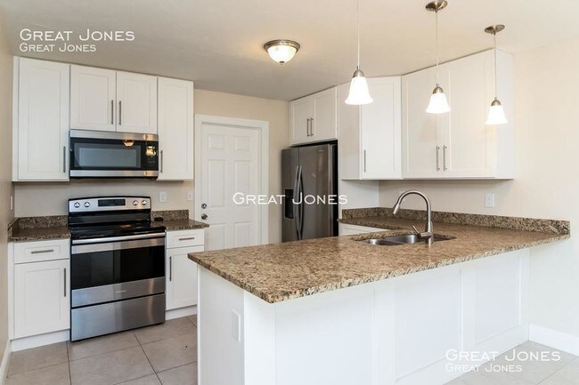 Foto del edificio - 1202 SE 26th Terrace