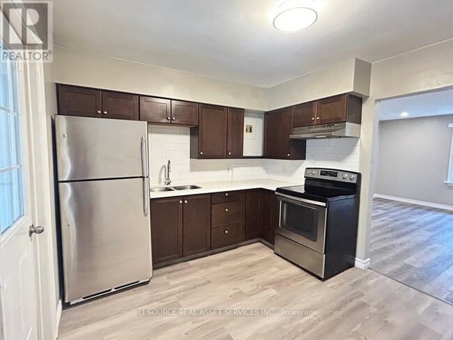 Photo du bâtiment - 1263 Clonsilla Ave