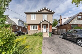 Building Photo - 19 Balaclava Dr