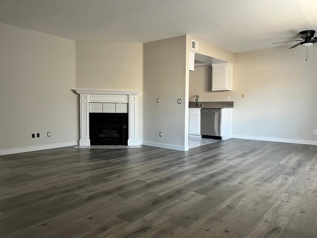 Foto del edificio - 544 E Tujunga Ave