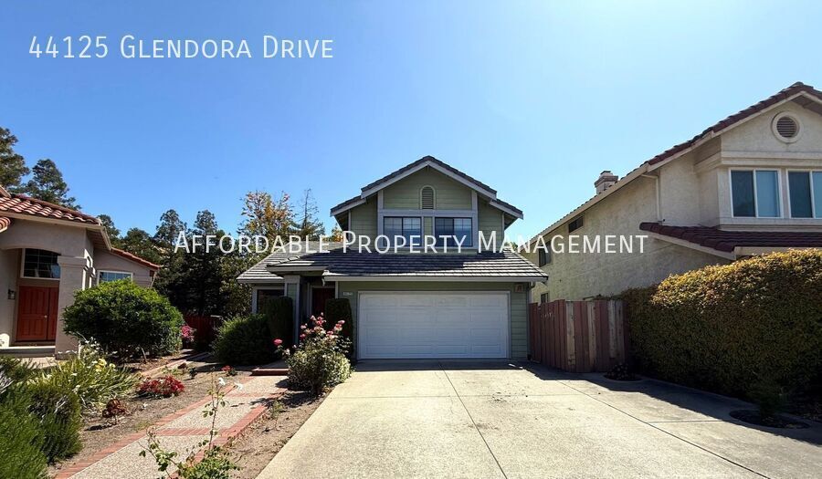 Primary Photo - 44125 Glendora Dr