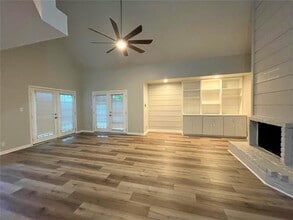 Building Photo - 9206 N Allegro St