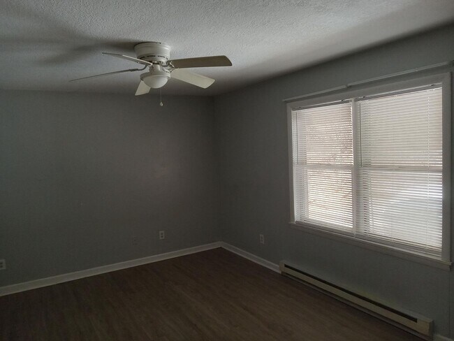 Foto del edificio - WCU Student 2 Bedroom 2 Bath Townhouse 1 m...