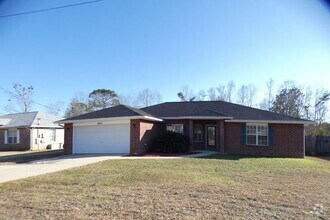 Building Photo - 4025 Sheridan Dr