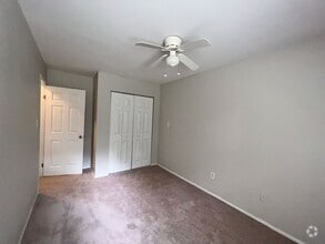 Building Photo - 1612 Darren Cir