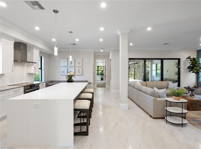 Foto del edificio - 2721 Van Buren Ave