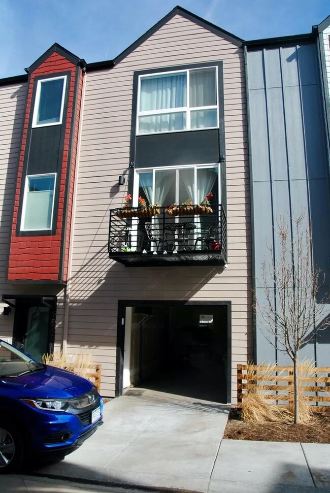 Photo - Lakewood Living Redefined: Stylish Three-Bedroom Townhome in West Line Village!!!