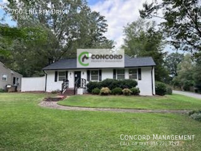 Foto del edificio - 1700 Liberty Dr