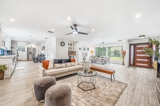 Building Photo - 9022 Quebec Dr