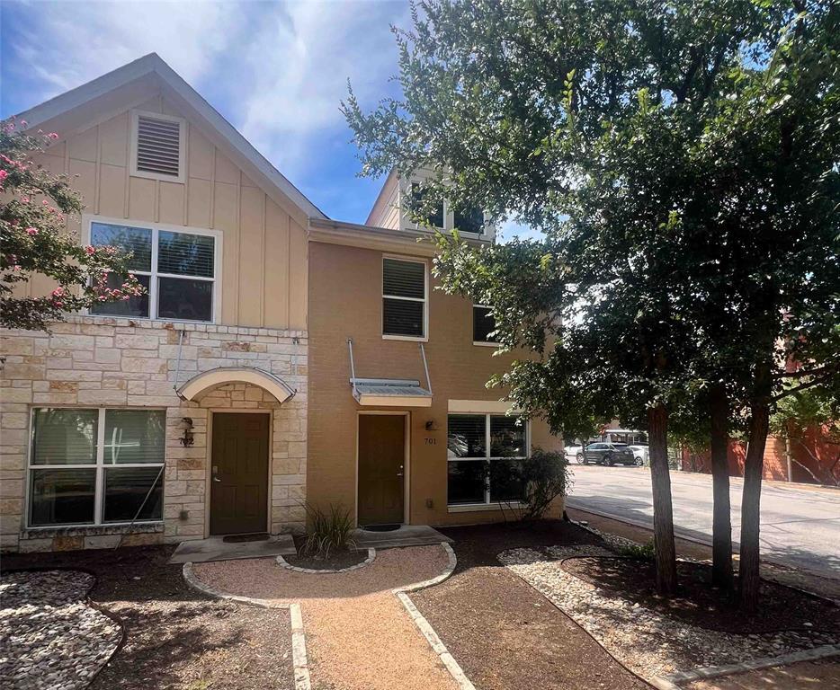 Foto principal - 1101 Grove Blvd