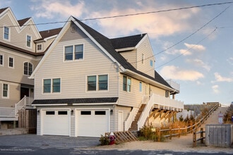 Building Photo - 502 Sunset Blvd