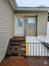 Building Photo - 1298-1304-1304 Rte 9W