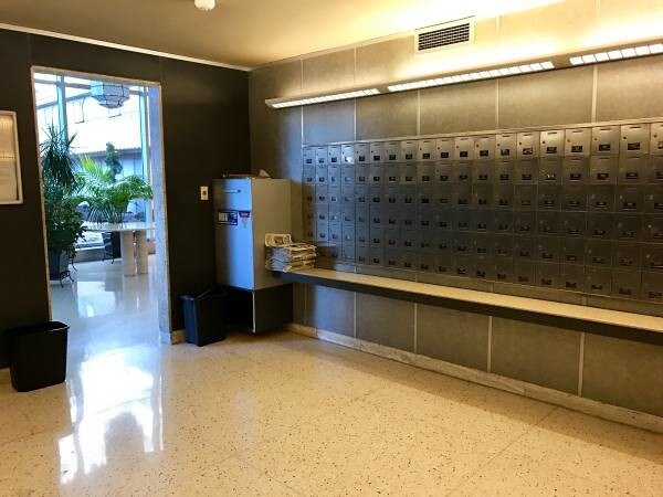 Foto del edificio - 4250 N Marine Dr