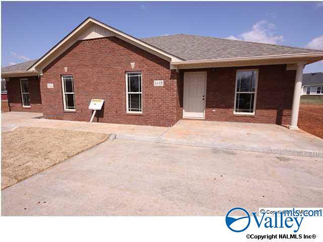 Primary Photo - 699 Wall Rd